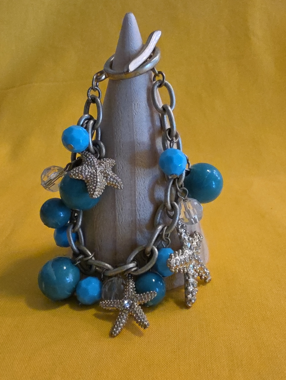 Vintage Turquoise Color Bead & Starfish Charm Bracelet - Fun Piece!